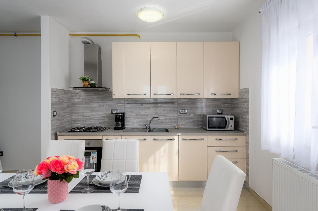 Stancija Amoroso Porec Apartments Exterior foto