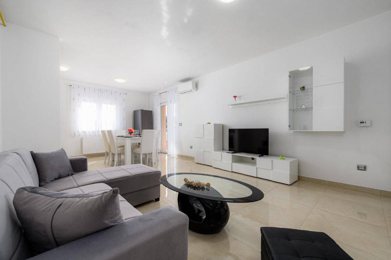Stancija Amoroso Porec Apartments Exterior foto