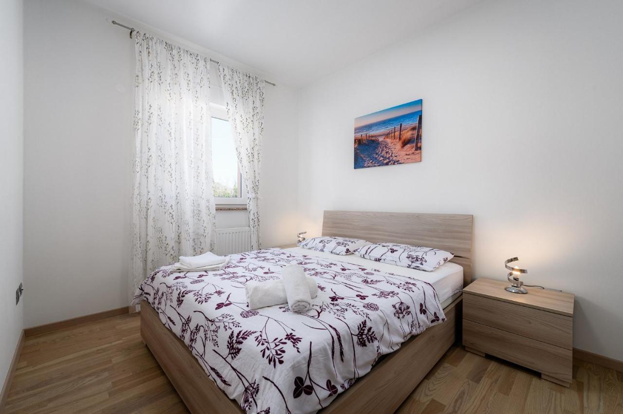 Stancija Amoroso Porec Apartments Exterior foto