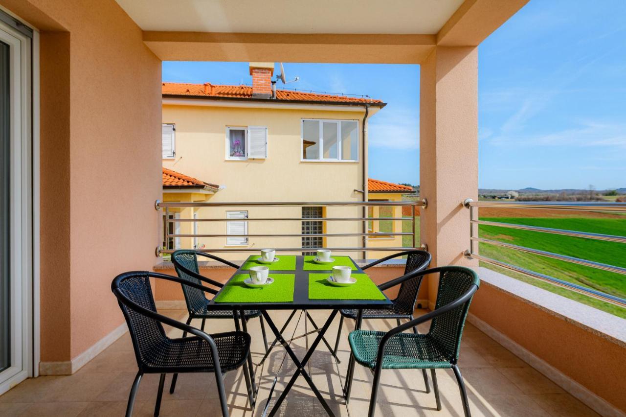 Stancija Amoroso Porec Apartments Exterior foto