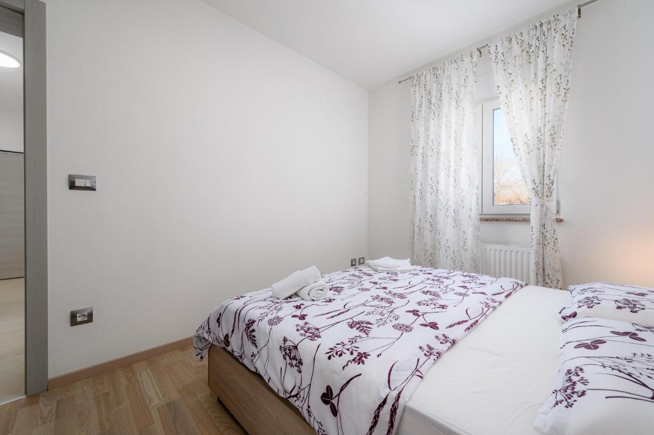 Stancija Amoroso Porec Apartments Exterior foto
