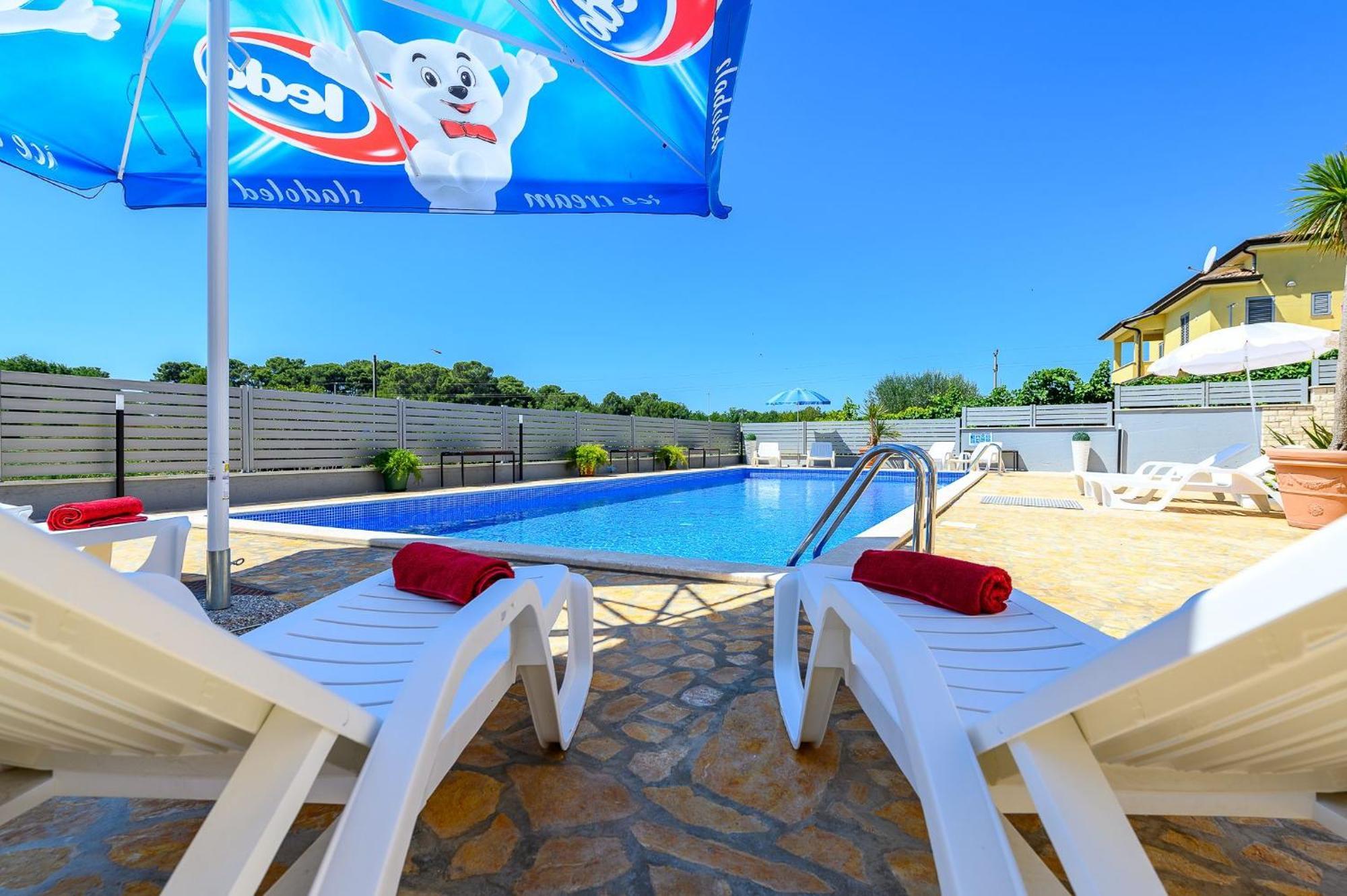 Stancija Amoroso Porec Apartments Exterior foto